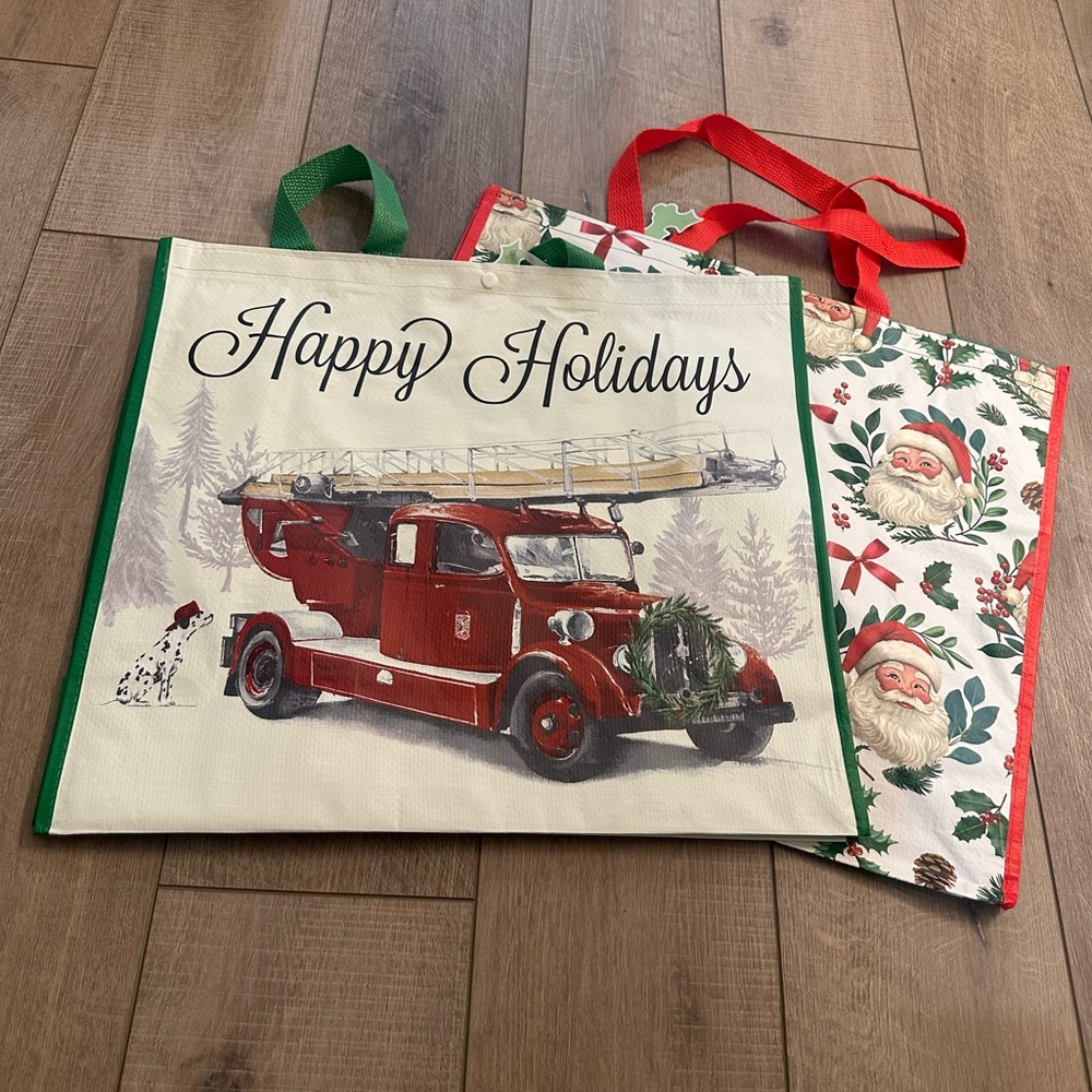 Homegoods TJMaxx Marshalls Christmas Firetruck & Santa Tote Bags Set of 2 NWT